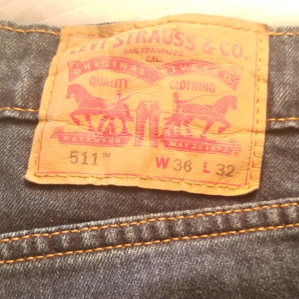Mens Levi 511 36W 32L jeans